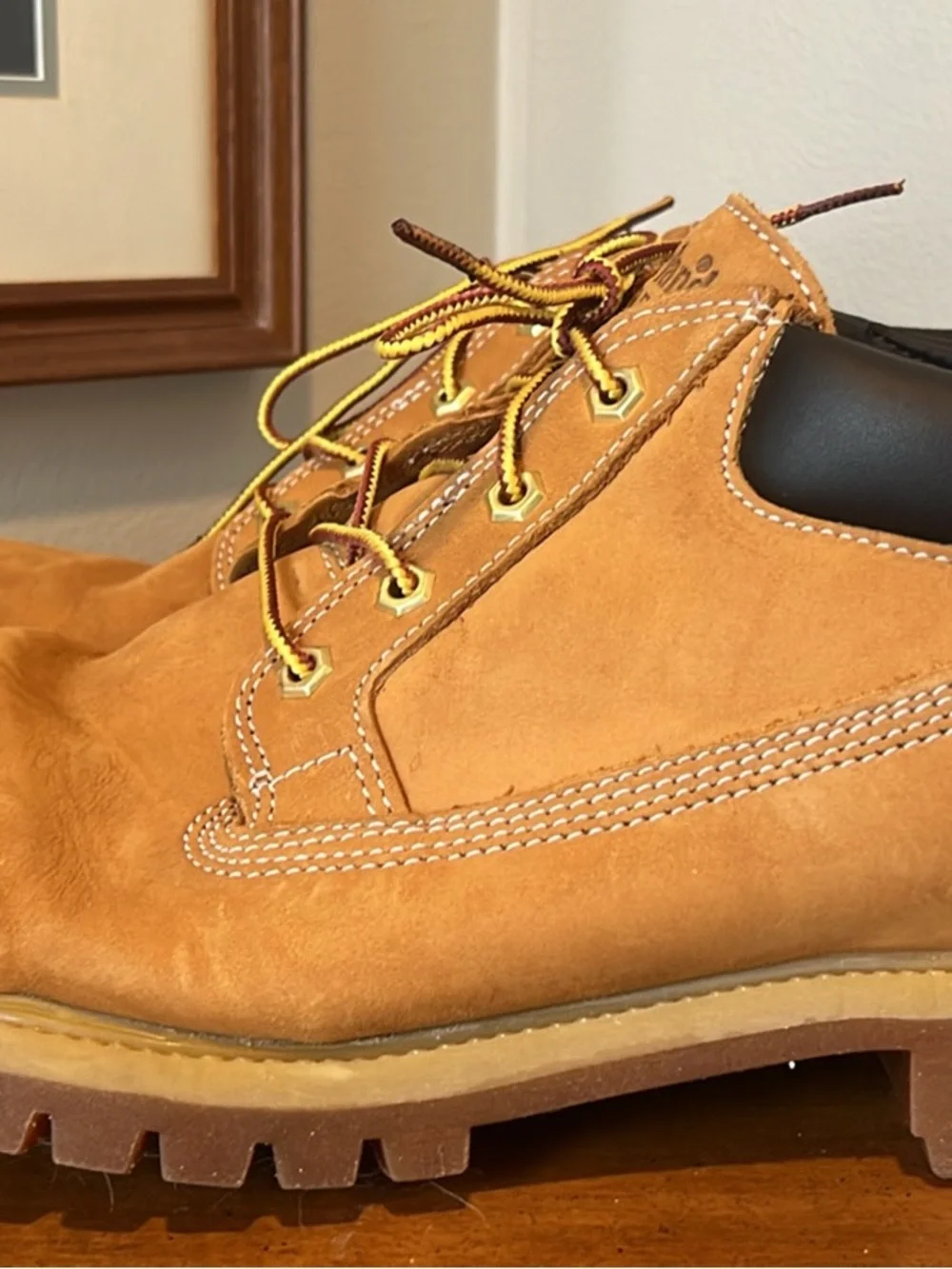Timberland Men's Low Top Wheat Leather Boots with Black Collar